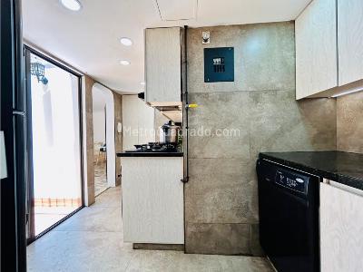 Apartamento de 3 alcobas en venta en Cerro Nutibara, Medellín, 128 m² · foto 5 de 19