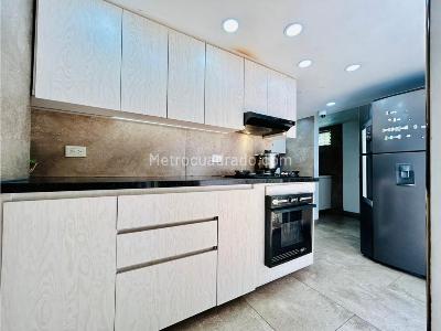 Apartamento de 3 alcobas en venta en Cerro Nutibara, Medellín, 128 m² · foto 7 de 19