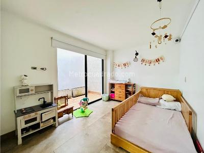 Apartamento de 3 alcobas en venta en Cerro Nutibara, Medellín, 128 m² · foto 14 de 19