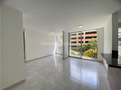 Apartamento de 3 alcobas en venta en La Doctora, Sabaneta, 58 m² · foto 6 de 12