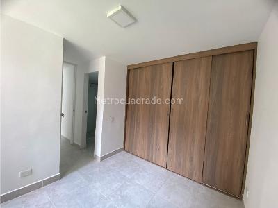 Apartamento de 3 alcobas en venta en La Doctora, Sabaneta, 58 m² · foto 9 de 12