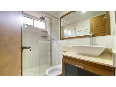 Apartamento de 3 alcobas en venta en Las Lomitas, Sabaneta, 170 m² · foto 10 de 20
