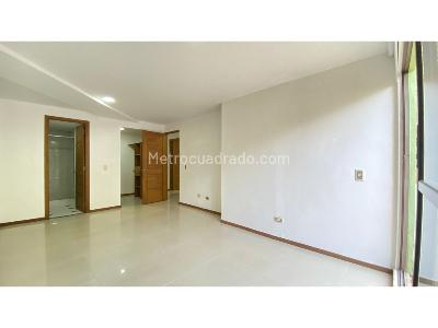 Apartamento de 3 alcobas en venta en Las Lomitas, Sabaneta, 170 m² · foto 18 de 20
