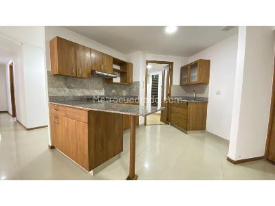 Apartamento de 3 alcobas en venta en Las Lomitas, Sabaneta, 170 m² · foto 3 de 20