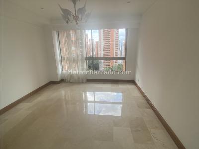 Apartamento de 3 alcobas en venta en El Poblado Milla De Oro, Medellín, 193 m² · foto 12 de 20