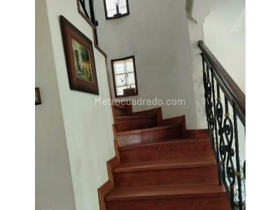 Casa de 5 alcobas en venta en Los Alcazares, Sabaneta, 187 m² · foto 5 de 12