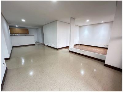 Apartamento de 3 alcobas en venta en El Tesoro, Medellín, 114 m² · foto 5 de 15