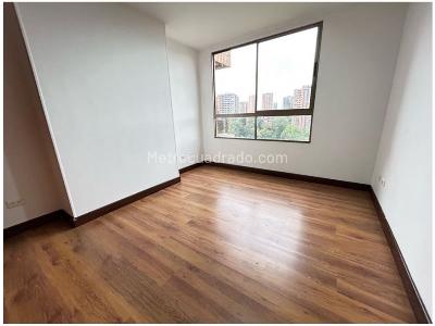 Apartamento de 3 alcobas en venta en El Tesoro, Medellín, 114 m² · foto 8 de 15