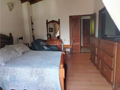 Casa de 4 alcobas en venta en Los Alcazares, Sabaneta, 190 m² · foto 18 de 20