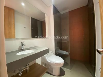 Apartamento en venta en Los Colores, Medellín · foto 5 de 8