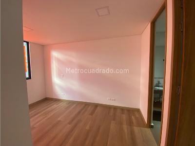 Apartamento en venta en Los Colores, Medellín · foto 7 de 8