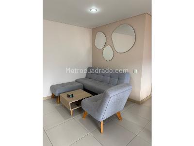 Apartamento de 3 alcobas en venta en Loma De San Jose, Sabaneta, 93 m² · foto 4 de 13