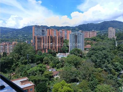 Apartamento de 2 alcobas en venta en Loma De Las Brujas, Envigado, 81 m² · foto 2 de 20