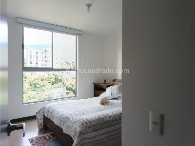 Apartamento de 2 alcobas en venta en Loma De Las Brujas, Envigado, 81 m² · foto 11 de 20