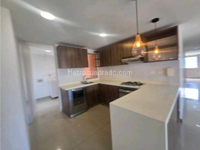 Apartamento de 3 alcobas en venta en Loma De San Jose, Sabaneta, 119 m² · foto 2 de 20