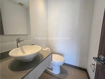 Apartamento de 3 alcobas en venta en Loma De San Jose, Sabaneta, 119 m² · foto 5 de 20