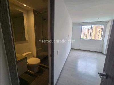 Apartamento de 3 alcobas en venta en Loma De San Jose, Sabaneta, 119 m² · foto 6 de 20