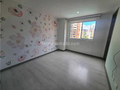 Apartamento de 3 alcobas en venta en Loma De San Jose, Sabaneta, 119 m² · foto 10 de 20
