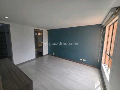 Apartamento de 3 alcobas en venta en Loma De San Jose, Sabaneta, 119 m² · foto 14 de 20