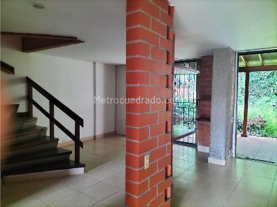 Casa de 3 alcobas en venta en Escobero, Envigado, 147 m² · foto 6 de 20