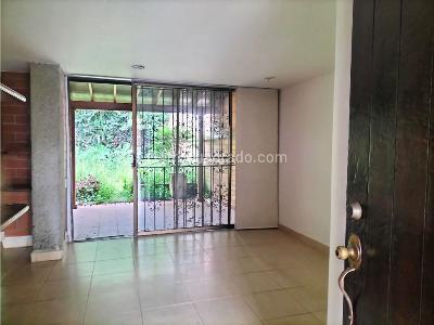 Casa de 3 alcobas en venta en Escobero, Envigado, 147 m² · foto 9 de 20