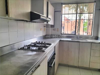 Casa de 3 alcobas en venta en Escobero, Envigado, 147 m² · foto 12 de 20