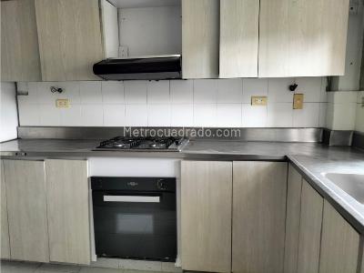 Casa de 3 alcobas en venta en Escobero, Envigado, 147 m² · foto 13 de 20