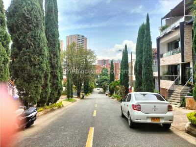 Casa de 3 alcobas en venta en San Jose, Sabaneta, 340 m² · foto 3 de 20