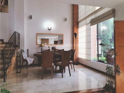 Casa de 3 alcobas en venta en San Jose, Sabaneta, 340 m² · foto 8 de 20