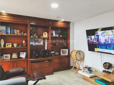 Casa de 3 alcobas en venta en San Jose, Sabaneta, 340 m² · foto 11 de 20