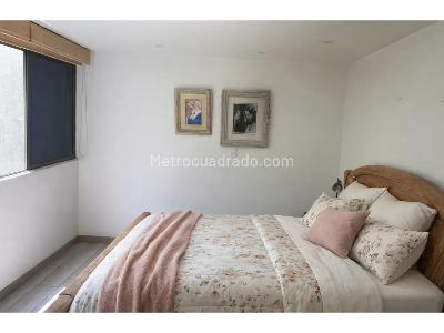 Apartamento de 4 alcobas en venta en El Poblado, Medellín, 230 m² · foto 14 de 18
