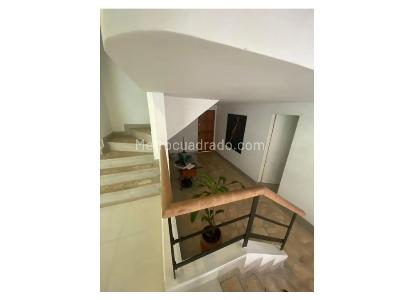Apartamento de 4 alcobas en venta en El Poblado, Medellín, 230 m² · foto 7 de 18