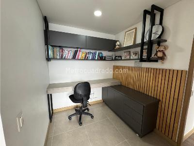 Apartamento de 3 alcobas en venta en Las Palmas, Medellín, 88 m² · foto 10 de 20