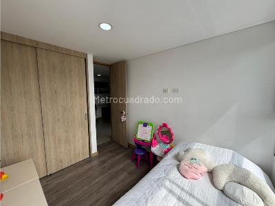 Apartamento de 3 alcobas en venta en Las Palmas, Medellín, 88 m² · foto 12 de 20