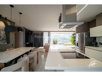 Apartamento de 3 alcobas en venta en El Poblado, Medellín, 198 m² · foto 9 de 20