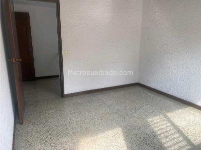 Casa de 4 alcobas en venta en Conquistadores, Medellín, 232 m² · foto 7 de 19
