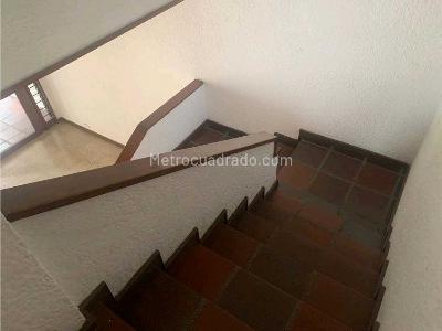Casa de 4 alcobas en venta en Conquistadores, Medellín, 232 m² · foto 16 de 19