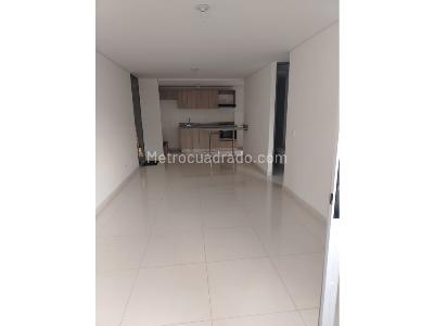 Apartamento en venta en Prados De Sabaneta, Sabaneta · foto 4 de 15