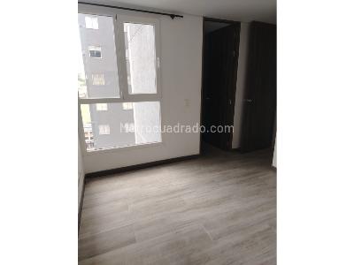 Apartamento en venta en Prados De Sabaneta, Sabaneta · foto 8 de 15
