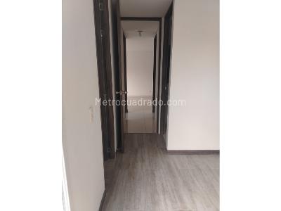 Apartamento en venta en Prados De Sabaneta, Sabaneta · foto 13 de 15