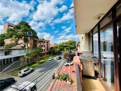 Apartamento de 3 alcobas en venta en Estadio, Medellín, 132 m² · foto 2 de 13