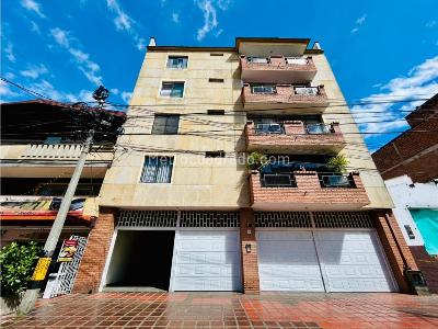 Apartamento de 3 alcobas en venta en Estadio, Medellín, 132 m² · foto 13 de 13