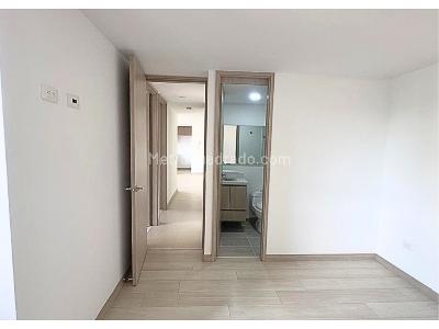 Apartamento de 3 alcobas en venta en Las Lomitas, Sabaneta, 110 m² · foto 12 de 19