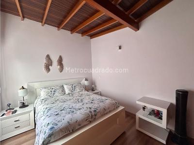 Casa de 3 alcobas en venta en Diego Echavarria, Medellín, 174 m² · foto 12 de 20