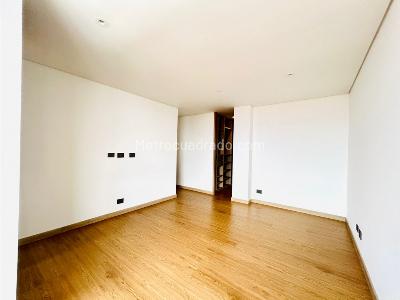 Apartamento de 3 alcobas en venta en La Castellana, Medellín, 178 m² · foto 10 de 17