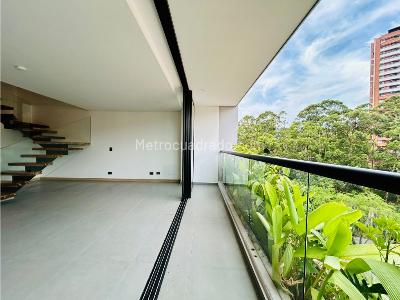 Apartamento de 3 alcobas en venta en La Castellana, Medellín, 178 m² · foto 16 de 17