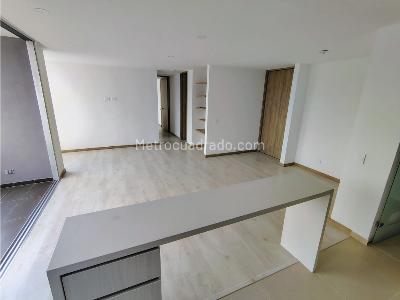 Apartamento de 2 alcobas en venta en Suramerica, Itagüí, 82 m² · foto 6 de 16