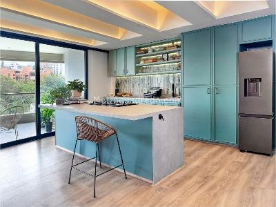 Apartamento de 4 alcobas en venta en Loma De Los Balsos, Medellín, 295 m² · foto 4 de 17