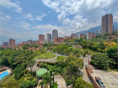 Apartamento de 4 alcobas en venta en Loma De Los Balsos, Medellín, 295 m² · foto 6 de 17