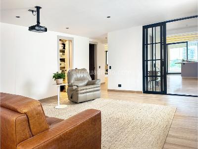 Apartamento de 4 alcobas en venta en Loma De Los Balsos, Medellín, 295 m² · foto 8 de 17